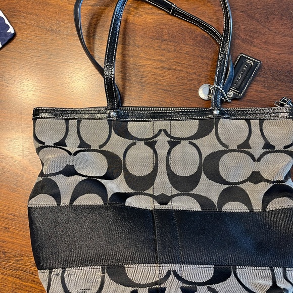 Coach Handbag - Picture 7 of 7